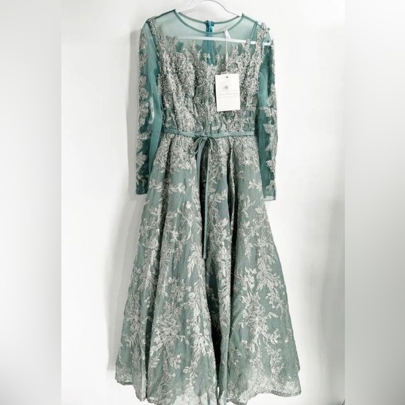 Mac Duggal Long Sleeve Formal Tea Length Dress NWT. SIZE 16. - Picture 4 of 7